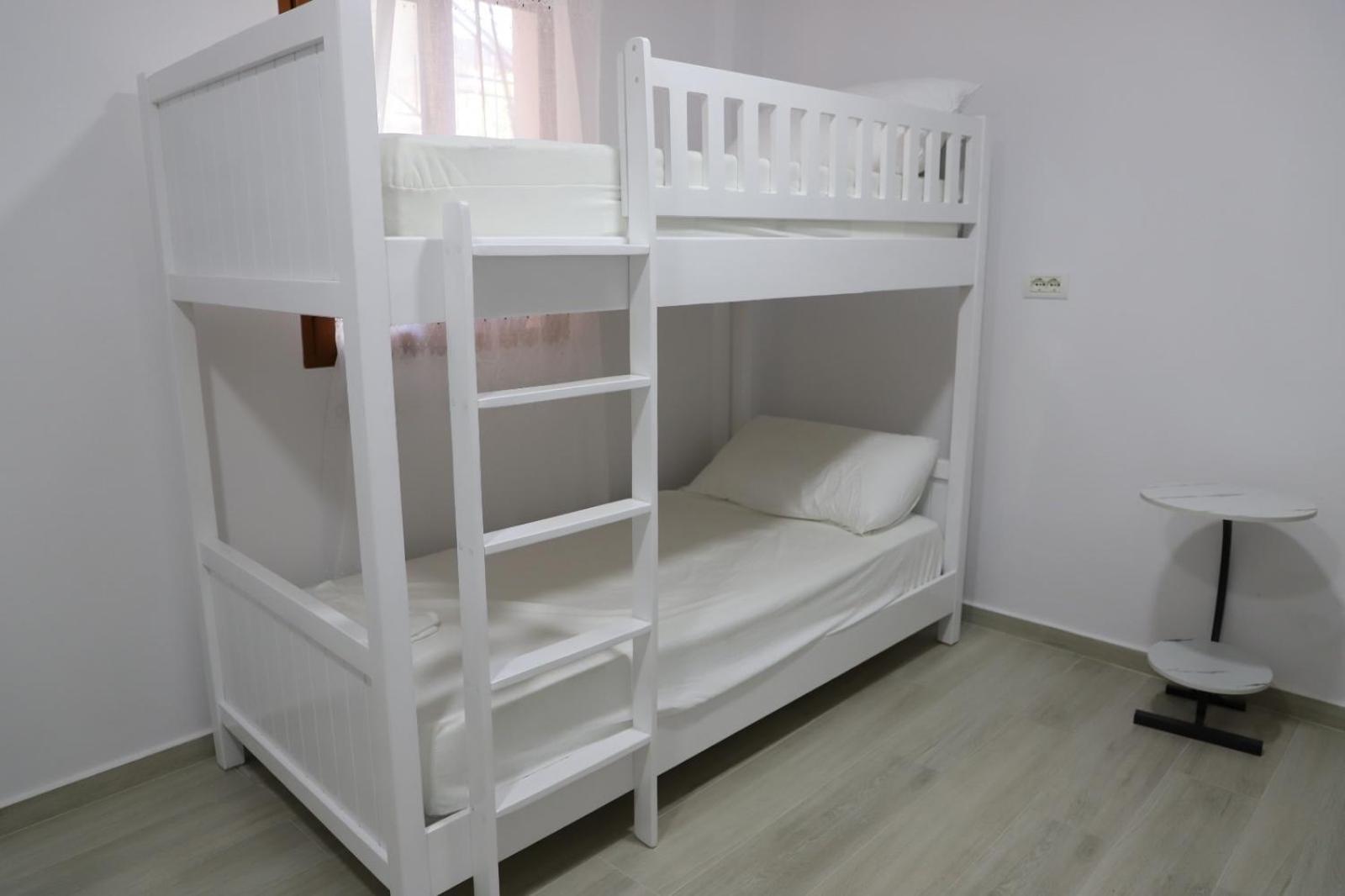 Aral Hostel Berat Extérieur photo