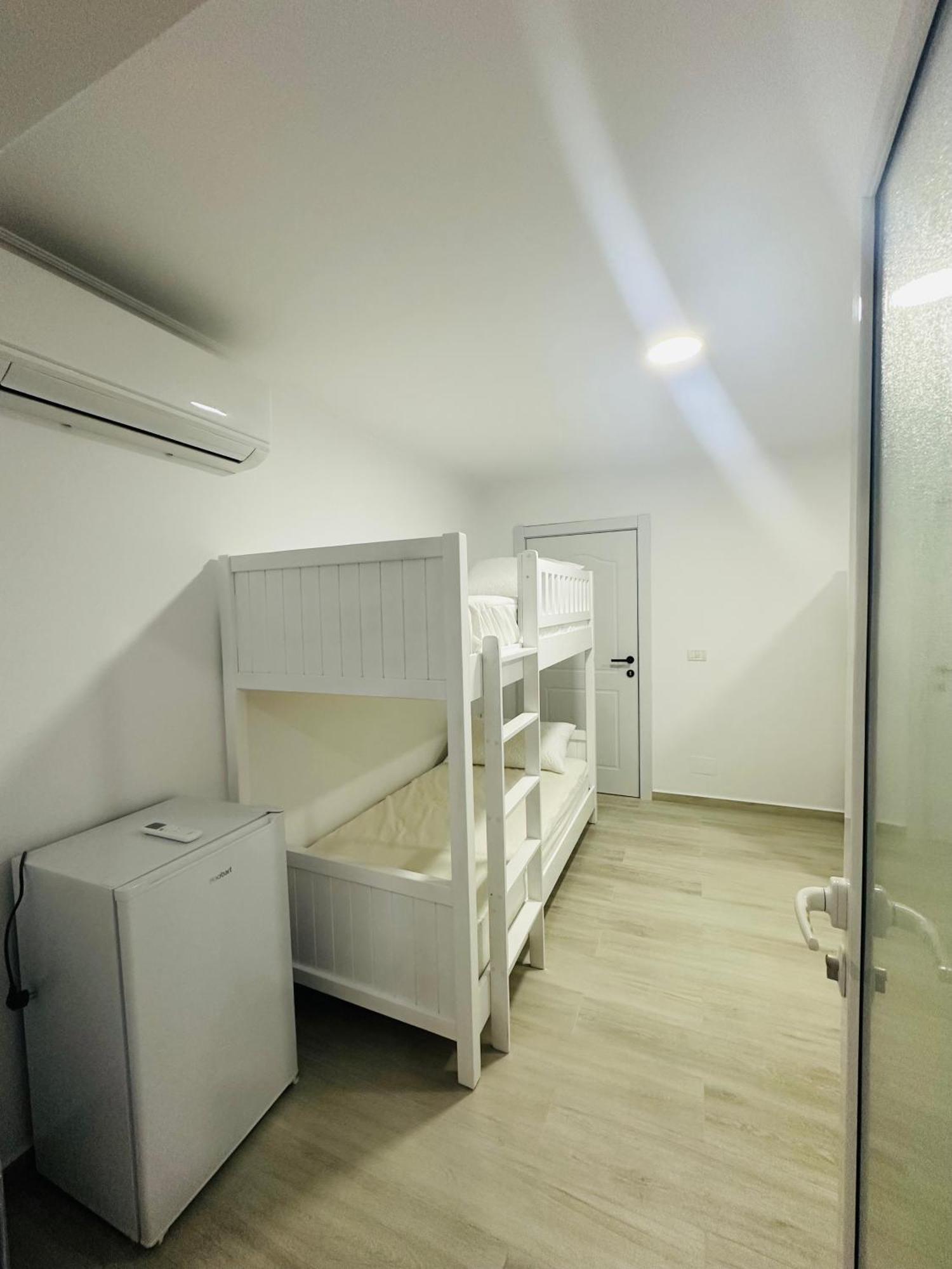 Aral Hostel Berat Extérieur photo